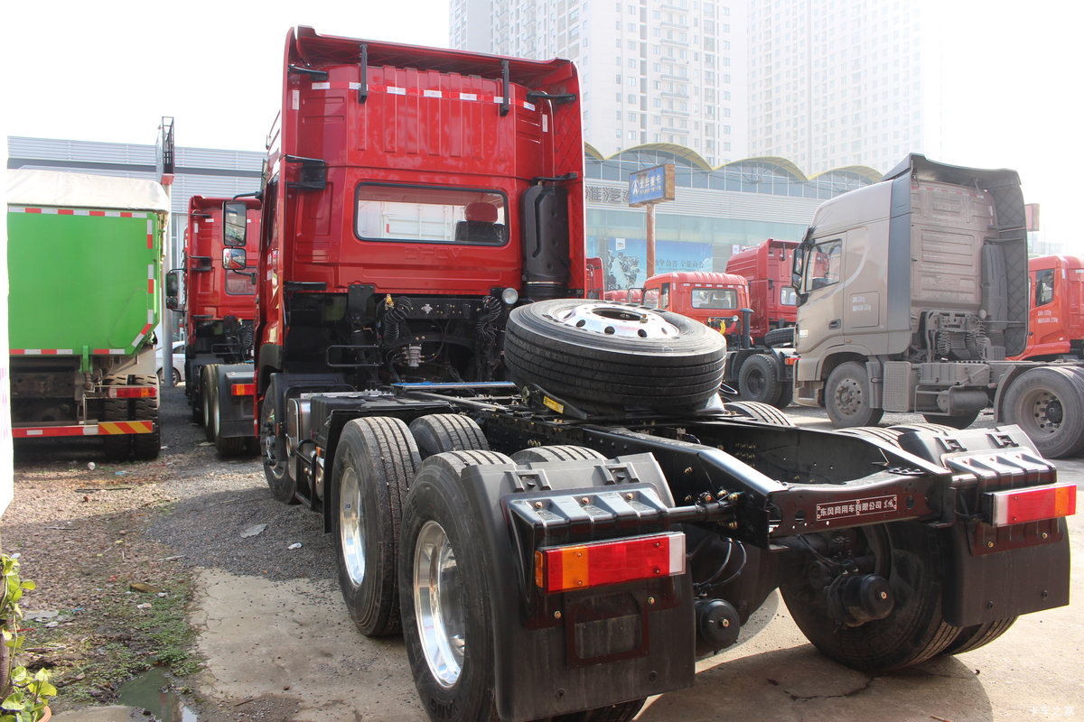 �������ó� �����ؿ� ������ 450���� 6X4ǣ����(485����)(DFH4250A4)���                                                