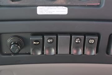 �������ó� �����ؿ� ������ 450���� 6X4ǣ����(485����)(DFH4250A4)ͼƬ