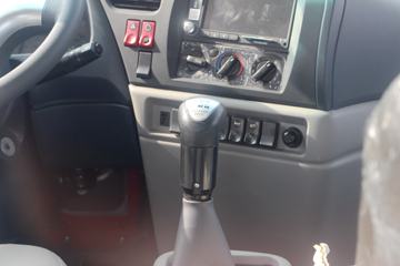 �������ó� ����п� 180���� 4X2 6.75���Ű������ػ���(DFH5180CCYBͼƬ