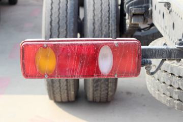 �������ó� ����п� 180���� 4X2 6.75���Ű������ػ�������ͼƬ