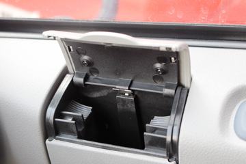 �������ó� ����п� 270���� 4X2ǣ����(DFH4180B)ͼƬ