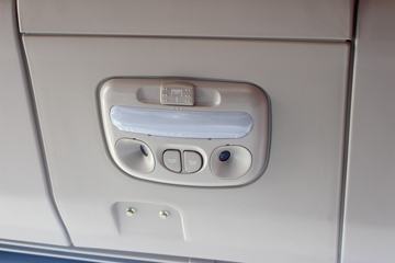 �������ó� ����п� 270���� 4X2ǣ����(DFH4180B)ͼƬ