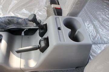 �������ó� ����п� 270���� 4X2ǣ����(DFH4180B)ͼƬ