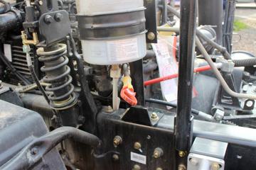 �������ó� ����п� 270���� 4X2ǣ����(DFH4180B)ͼƬ