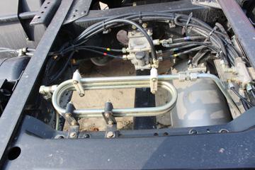 �������ó� ����п� 270���� 4X2ǣ����(DFH4180B)ͼƬ