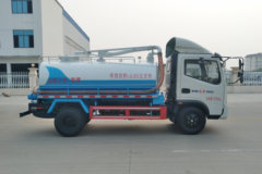 时风 风驰 87马力 4X2 5方吸粪车(SSF5081GXEJ54) 时风 风驰 87马力 4X2 5方吸粪车(SSF5081GXEJ54)