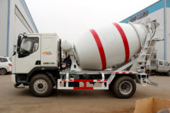 东风柳汽 乘龙L3 160马力 4X2 3.8方混凝土搅拌车(LZ5160GJBM3AB)
