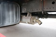 联合卡车 E160中卡 160马力 4X2 7.65米厢式载货车(QCC5182XXYD651N)