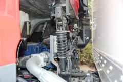 联合卡车 E270重卡 270马力 6X2 9.4米厢式载货车(QCC5252XXYD659M)