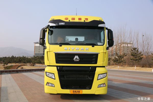 �Ż�2.5�� SITRAK C7H ǣ�������ȴ�����