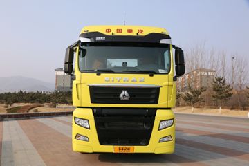 中国重汽 汕德卡SITRAK C7H重卡 480马力 6X2R牵引车(ZZ4256V323HE1)