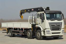 重汽豪瀚底盘&nbsp;随车吊外观图片