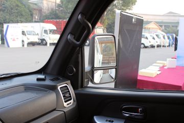 �ɵ���; DX 1.9L 102���� 2.5��˫������΢��ͼƬ