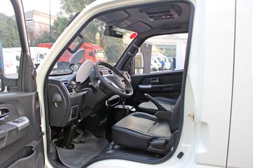 �ɵ���; DX 1.9L 102���� 2.5��˫������΢��ͼƬ