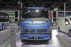 比亚迪 T7 12吨 纯电动扫路车(华林牌)(HLT5120TSLEV) 比亚迪 T7 12吨 纯电动扫路车(华林牌)(HLT5120TSLEV)