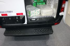 物流车&nbsp;电动封闭厢货货厢图片