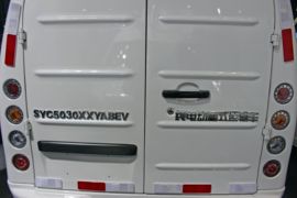 物流车&nbsp;电动封闭厢货外观图片