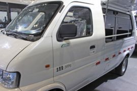 物流车&nbsp;电动封闭厢货外观图片