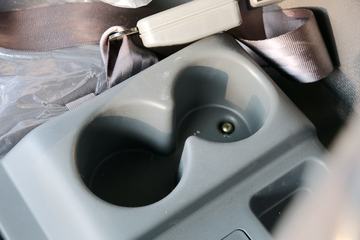 ���� ����GM3 110���� 4X2 3.45����ж��(KMC3042GC32P5)ͼƬ