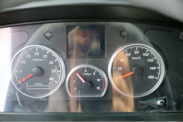 ���� ����GM3 110���� 4X2 3.45����ж��(KMC3042GC32P5)ͼƬ