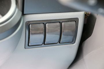 ���� ����GM3 110���� 4X2 3.45����ж��(KMC3042GC32P5)ͼƬ