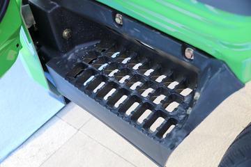 ���� ����GM3 110���� 4X2 3.45����ж��(KMC3042GC32P5)ͼƬ