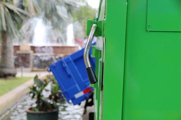 ���� ����GM3 110���� 4X2 3.45����ж��(KMC3042GC32P5)ͼƬ