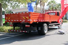 凯马 凯捷M8 220马力 4X2 6.7米排半栏板载货车(KMC1180A57P5)