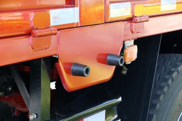 ���� ����M8 220���� 4X2 6.7���Ű������ػ���(KMC1180A57P5)ͼƬ