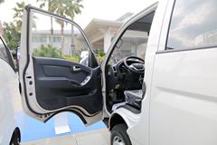 凯马 锐航X3 110马力 3米双排栏板微卡(KMC1043H31S5)