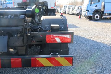 ���ǵ� T8 245���� 4X2 ���綯�����жʽ������(������)ͼƬ