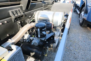 ���ǵ� T8 245���� 4X2 ���綯�����жʽ������(������)ͼƬ