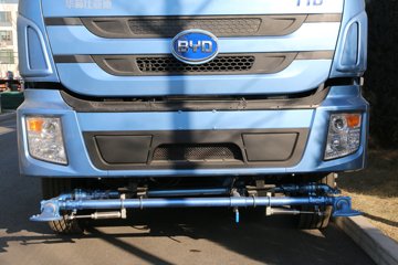 T10&nbsp;洒水车/喷洒车外观图片