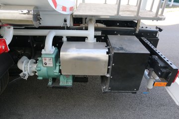 ���ǵ� T10 204���� 8X4 ���綯��ˮ��(������)(HLT5320GSSEV)ͼƬ