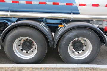 ���ǵ� T10 204���� 8X4 ���綯��ˮ��(������)(HLT5320GSSEV)ͼƬ