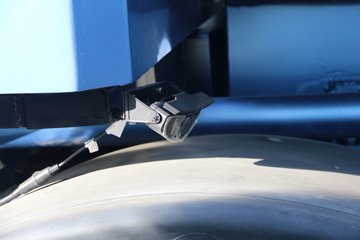 ���ǵ� T10 204���� 8X4 ���綯��ˮ��(������)(HLT5320GSSEV)ͼƬ