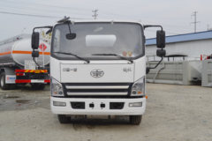 解放 虎VH 120马力 4X2 加油车(双达牌)(ZLQ5083GJYQD)
