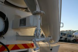 联合U系&nbsp;混凝土搅拌车上装                                                图片