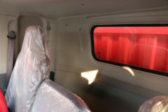 三环十通 T3创客 130马力 3.8米排半仓栅式轻卡(STQ5043CCYN5)