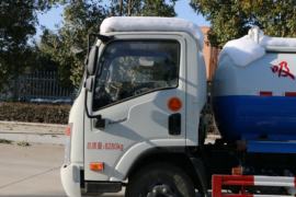 大运轻卡底盘&nbsp;吸污/吸粪车外观图片