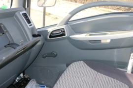 大运轻卡底盘&nbsp;吸污/吸粪车驾驶室图片