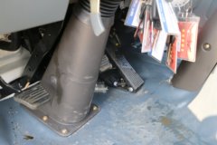 一汽红塔 解放公狮 120马力 4.21米单排栏板轻卡(CA1040K6L3E5-2)