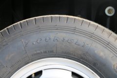 一汽红塔 解放公狮 125马力 4.21米单排厢式轻卡(CA5040XXYK6L3E5-2)