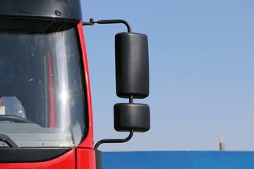 �������� ��ʨM500 390���� 8X4 �����������䳵(CQ5316GFLHTVG466H)ͼƬ