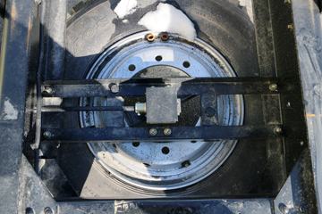 �������� ��ʨM500 390���� 8X4 �����������䳵(CQ5316GFLHTVG466H)ͼƬ