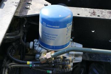 �������� ��ʨM500 390���� 8X4 �����������䳵(CQ5316GFLHTVG466H)ͼƬ