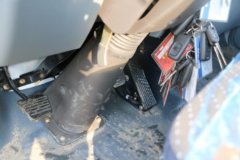 一汽红塔 解放公狮 116马力 3.83米排半栏板轻卡(CA1040K6L3E5-2)