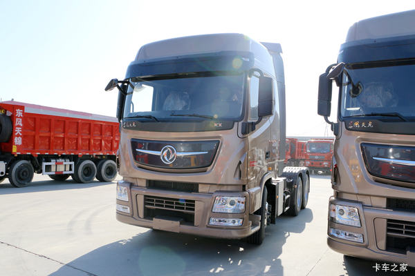 东风商用车 天龙旗舰KX 2018款 520马力 6X4危险品牵引车