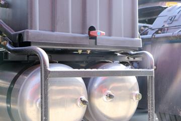 �������ó� �����ؿ� 420���� 6X4ǣ����(DFH4250A4)ͼƬ