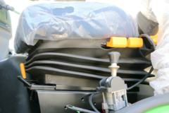 上汽红岩 新金刚M500 350马力 8X4 6.8米LNG自卸车(CQ3316HTG336TB)